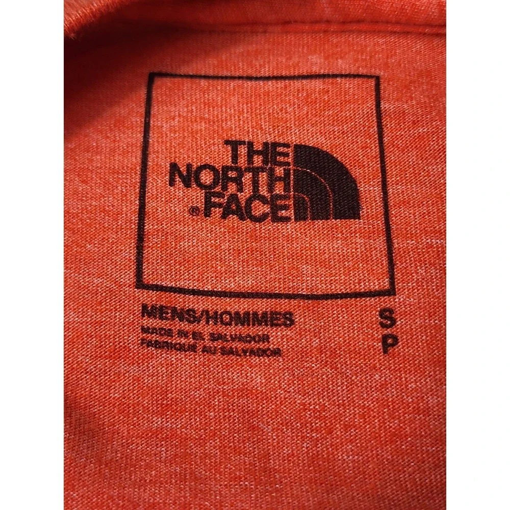 The North Face Men's T-Shirt, Size Small, Orange, Great Condition!‎
